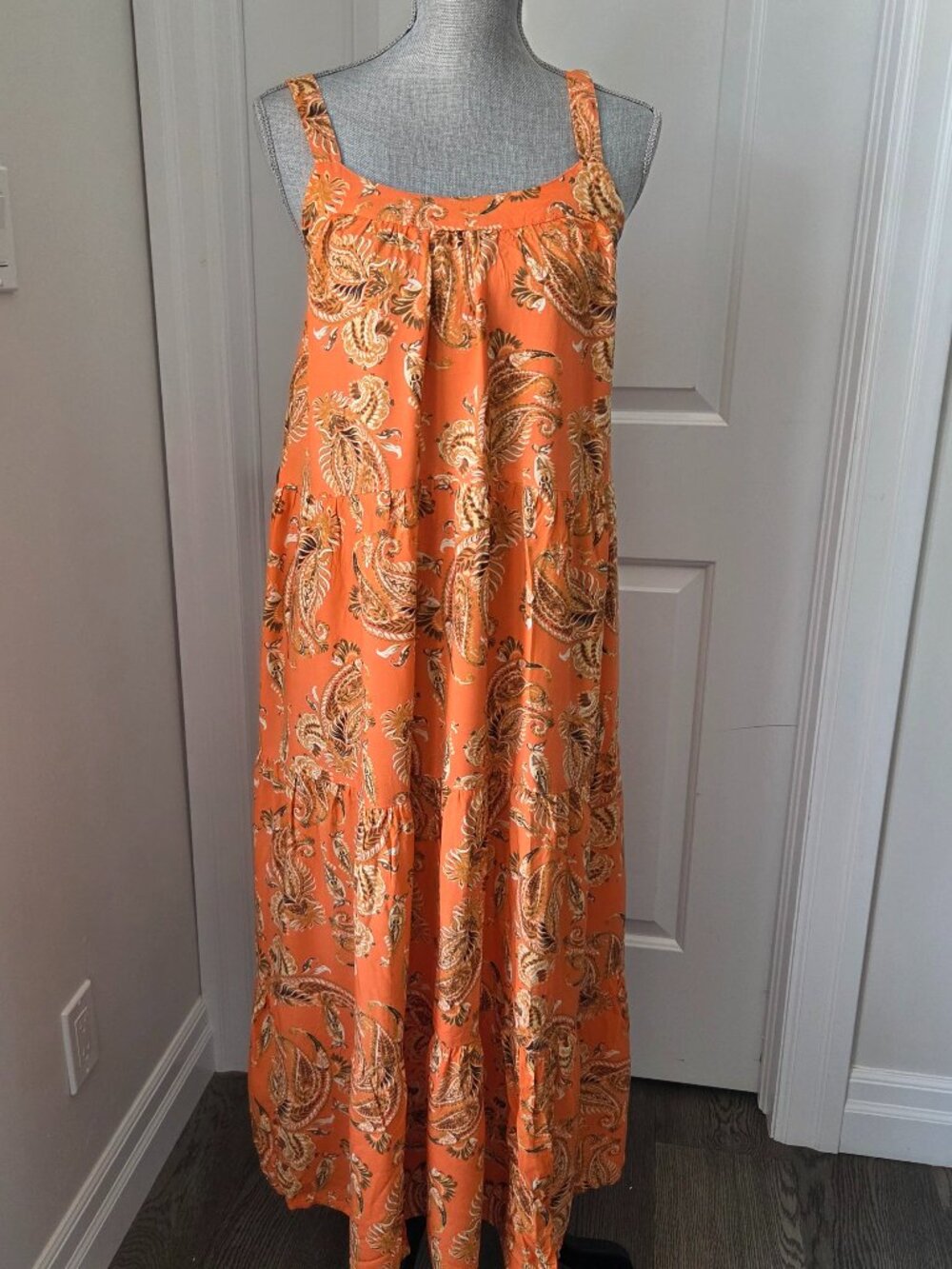 Cream maxi dress paisley orange print tiered sleeveless size 36